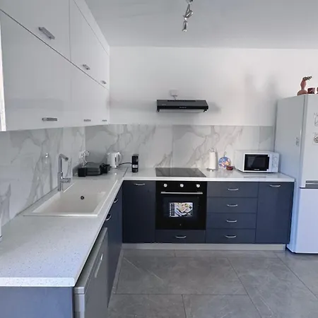 Apartment Savvas Paphos